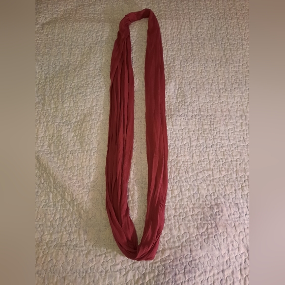 Purple infinity scarf - Picture 3 of 3